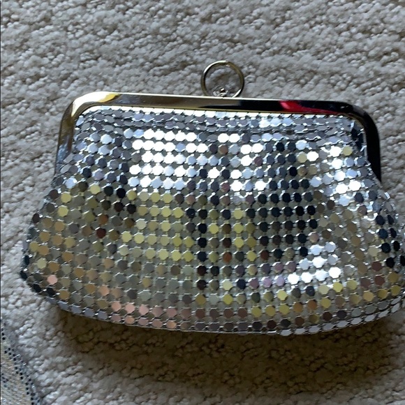 🔥 2 for 20 🔥NEW Silver purse & mesh coin purse - Picture 5 of 7